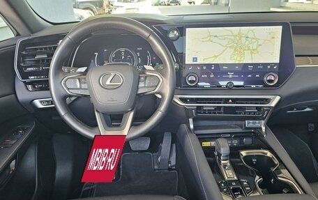 Lexus RX IV рестайлинг, 2023 год, 6 410 000 рублей, 10 фотография