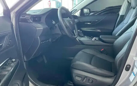 Toyota Venza, 2022 год, 3 100 000 рублей, 9 фотография