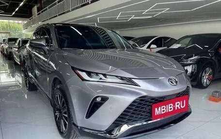 Toyota Venza, 2022 год, 3 100 000 рублей, 3 фотография