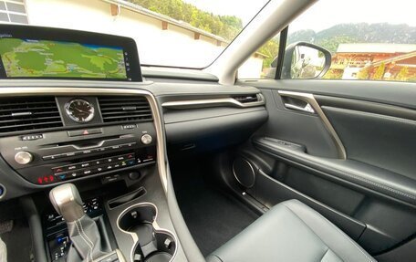 Lexus RX IV рестайлинг, 2022 год, 9 170 000 рублей, 9 фотография