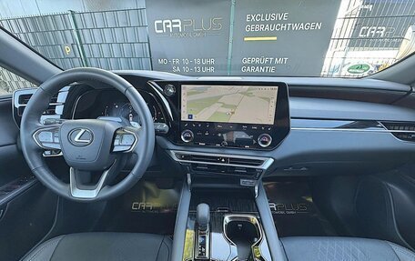 Lexus RX IV рестайлинг, 2022 год, 6 410 000 рублей, 13 фотография