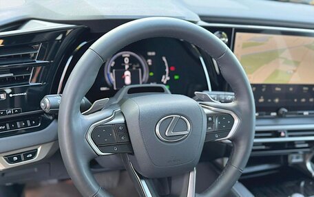 Lexus RX IV рестайлинг, 2022 год, 6 410 000 рублей, 16 фотография