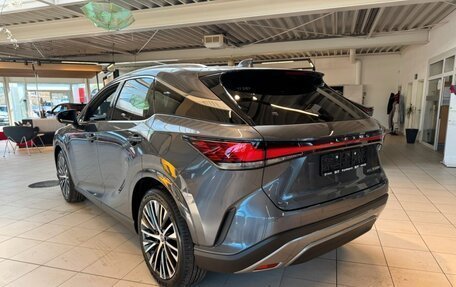 Lexus RX IV рестайлинг, 2024 год, 7 160 000 рублей, 3 фотография