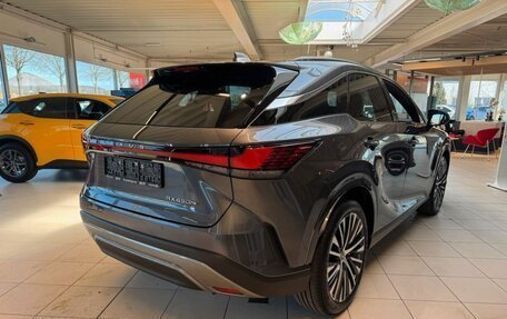 Lexus RX IV рестайлинг, 2024 год, 7 160 000 рублей, 4 фотография