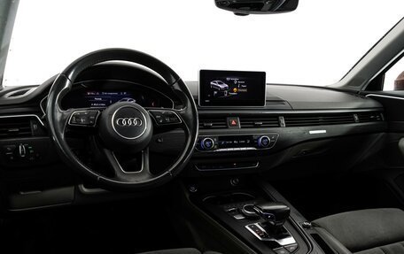 Audi A4, 2017 год, 1 999 000 рублей, 15 фотография