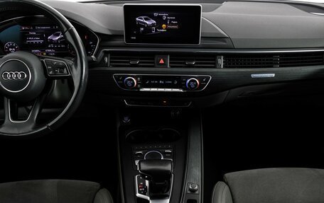 Audi A4, 2017 год, 1 999 000 рублей, 19 фотография