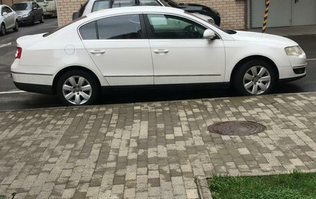 Volkswagen Passat B6, 2008 год, 680 000 рублей, 2 фотография