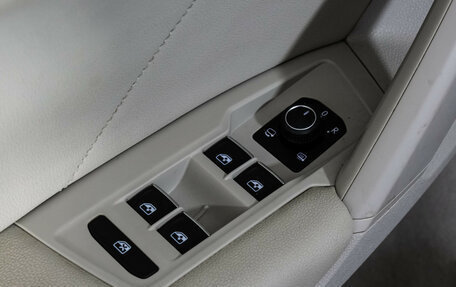 Volkswagen Tiguan II, 2020 год, 3 349 000 рублей, 19 фотография