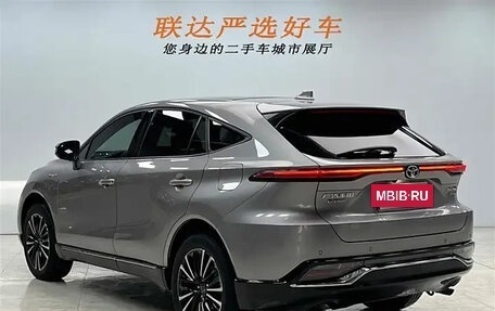 Toyota Venza, 2022 год, 3 650 000 рублей, 6 фотография