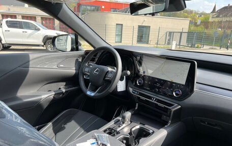 Lexus RX IV рестайлинг, 2025 год, 8 615 000 рублей, 16 фотография