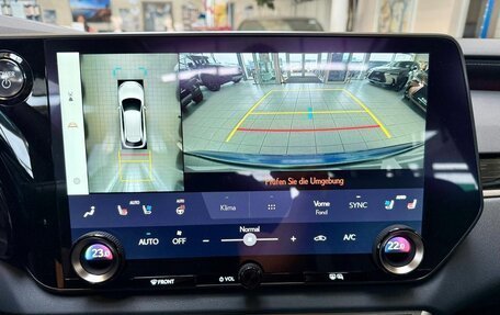 Lexus RX IV рестайлинг, 2024 год, 7 190 000 рублей, 13 фотография