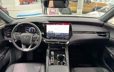 Lexus RX IV рестайлинг, 2024 год, 7 160 000 рублей, 10 фотография