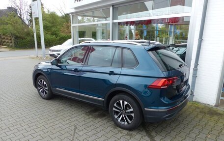 Volkswagen Tiguan II, 2021 год, 2 730 000 рублей, 6 фотография