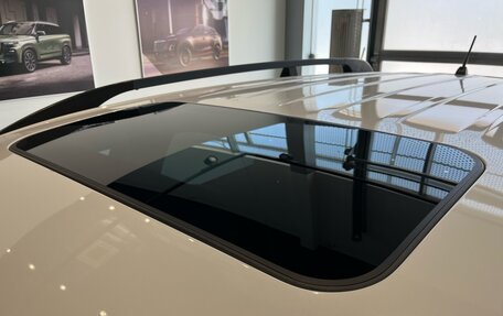 Mitsubishi Outlander III рестайлинг 3, 2011 год, 1 390 000 рублей, 10 фотография