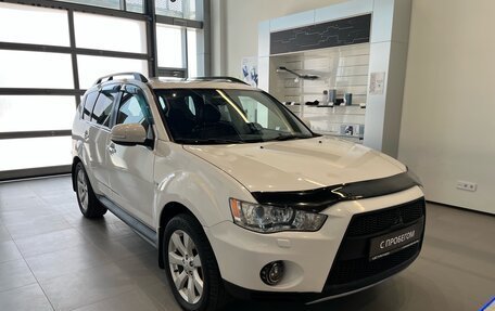 Mitsubishi Outlander III рестайлинг 3, 2011 год, 1 390 000 рублей, 5 фотография