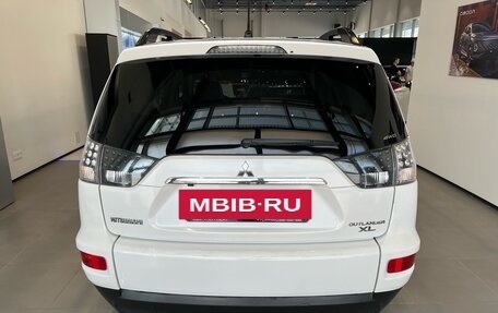 Mitsubishi Outlander III рестайлинг 3, 2011 год, 1 390 000 рублей, 3 фотография