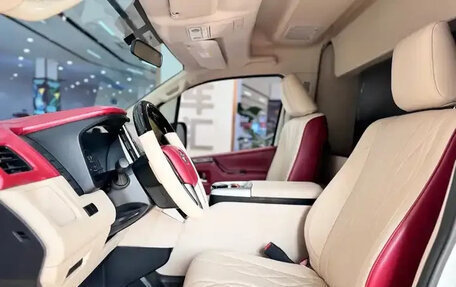 Toyota HiAce H300, 2022 год, 9 450 000 рублей, 13 фотография
