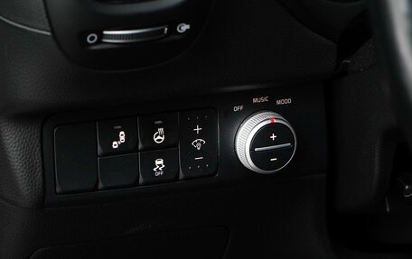KIA Soul II рестайлинг, 2019 год, 1 879 000 рублей, 20 фотография