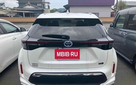 Toyota Yaris Cross, 2021 год, 1 405 000 рублей, 4 фотография