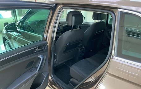 Volkswagen Tiguan II, 2017 год, 2 099 999 рублей, 16 фотография