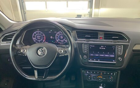 Volkswagen Tiguan II, 2017 год, 2 099 999 рублей, 22 фотография