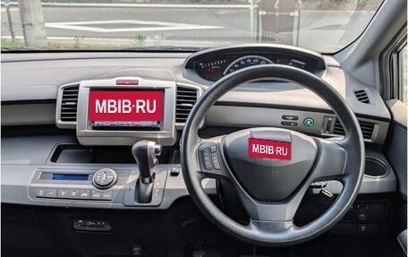 Honda Freed I, 2016 год, 813 000 рублей, 10 фотография