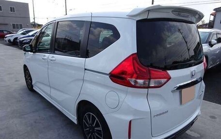 Honda Freed II, 2019 год, 1 100 000 рублей, 5 фотография