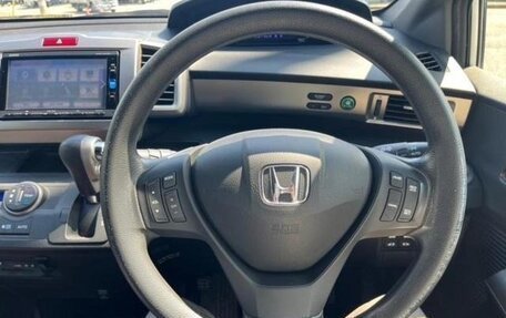 Honda Freed I, 2014 год, 812 000 рублей, 8 фотография