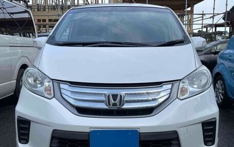 Honda Freed I, 2016 год, 847 000 рублей, 2 фотография