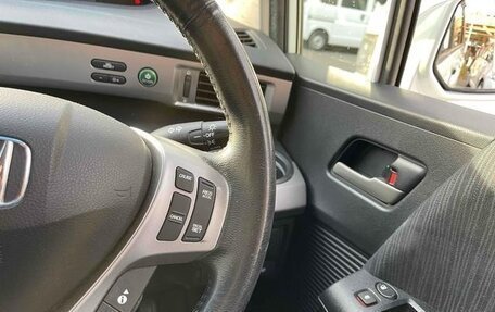 Honda Freed I, 2016 год, 847 000 рублей, 10 фотография