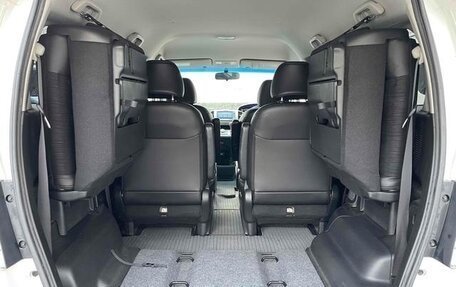 Honda Freed I, 2016 год, 847 000 рублей, 18 фотография