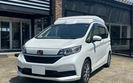 Honda Freed II, 2022 год, 1 410 000 рублей, 5 фотография