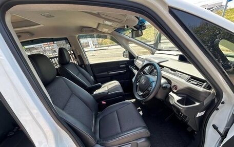 Honda Freed II, 2022 год, 1 410 000 рублей, 20 фотография