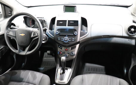 Chevrolet Aveo III, 2013 год, 820 000 рублей, 14 фотография