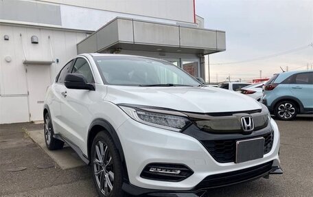 Honda Vezel, 2020 год, 1 405 000 рублей, 3 фотография