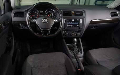 Volkswagen Jetta VI, 2016 год, 1 629 000 рублей, 6 фотография