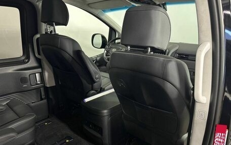 Hyundai Staria, 2024 год, 8 849 000 рублей, 17 фотография