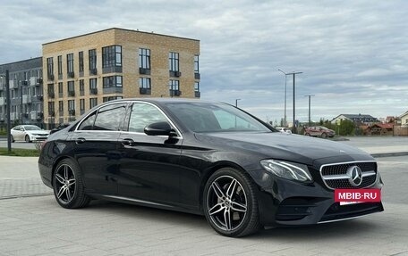 Mercedes-Benz E-Класс, 2017 год, 3 199 000 рублей, 2 фотография