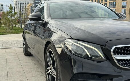 Mercedes-Benz E-Класс, 2017 год, 3 199 000 рублей, 20 фотография