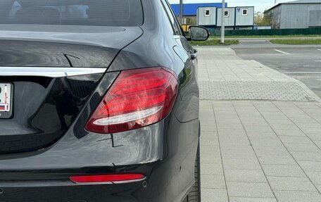 Mercedes-Benz E-Класс, 2017 год, 3 199 000 рублей, 21 фотография