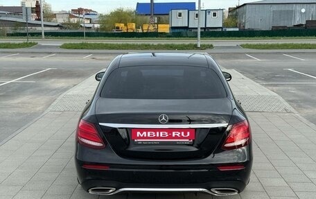 Mercedes-Benz E-Класс, 2017 год, 3 199 000 рублей, 11 фотография