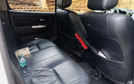 Toyota Hilux VII, 2014 год, 2 150 000 рублей, 33 фотография