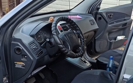 Hyundai Tucson III, 2008 год, 850 000 рублей, 13 фотография