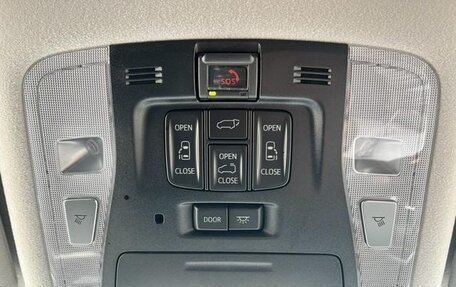 Toyota Alphard III, 2021 год, 3 430 000 рублей, 24 фотография