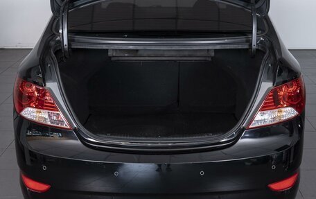 Hyundai Solaris II рестайлинг, 2011 год, 864 000 рублей, 18 фотография