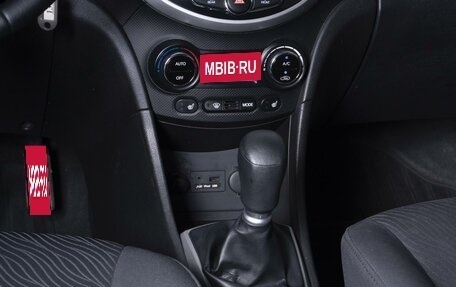 Hyundai Solaris II рестайлинг, 2011 год, 864 000 рублей, 12 фотография