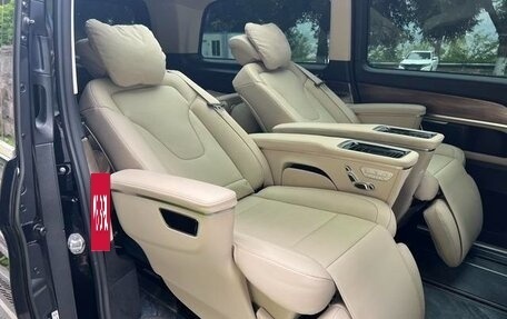 Mercedes-Benz V-Класс, 2022 год, 5 122 333 рублей, 21 фотография