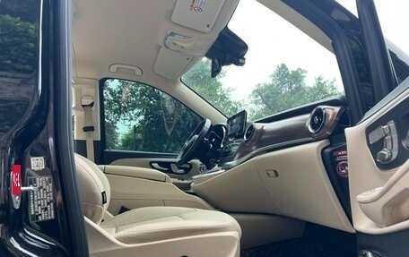 Mercedes-Benz V-Класс, 2022 год, 5 122 333 рублей, 13 фотография