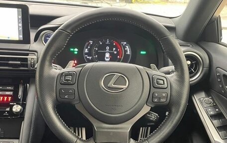Lexus IS III, 2021 год, 2 890 090 рублей, 10 фотография