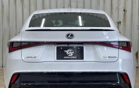 Lexus IS III, 2021 год, 2 890 090 рублей, 7 фотография